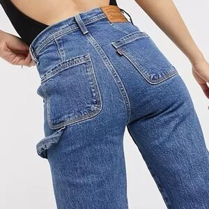 Levi’s Premium Ribcage Straight Jeans